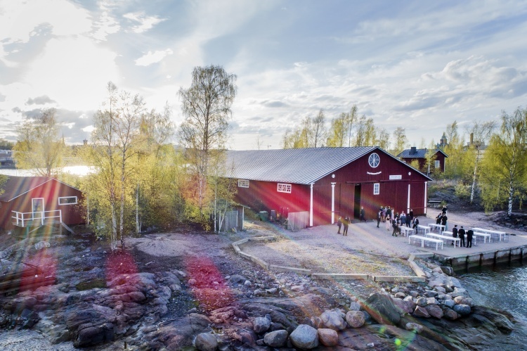 Valkosaaren telakka